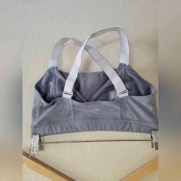 Lululemon, Adjust‎ Me Bra, Fossil, Size 8 - Picture 2 of 12